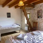 Дом отдыха La Riviere Esperance