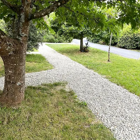 Hébergement de vacances La Riviere Esperance Veyrignac