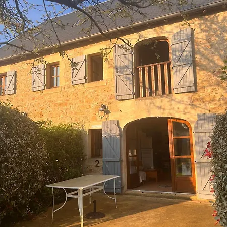 Casa de Férias La Riviere Esperance Veyrignac